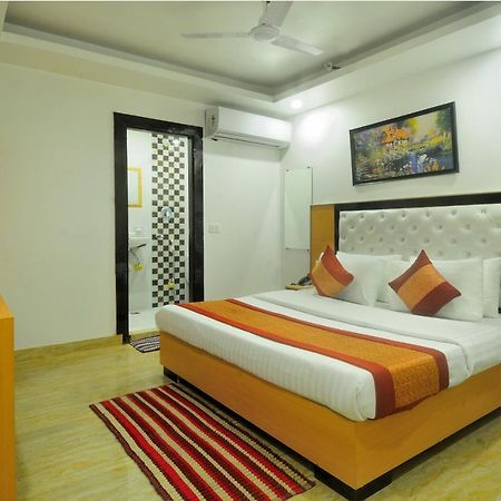 Hotel Noida Delight Extérieur photo