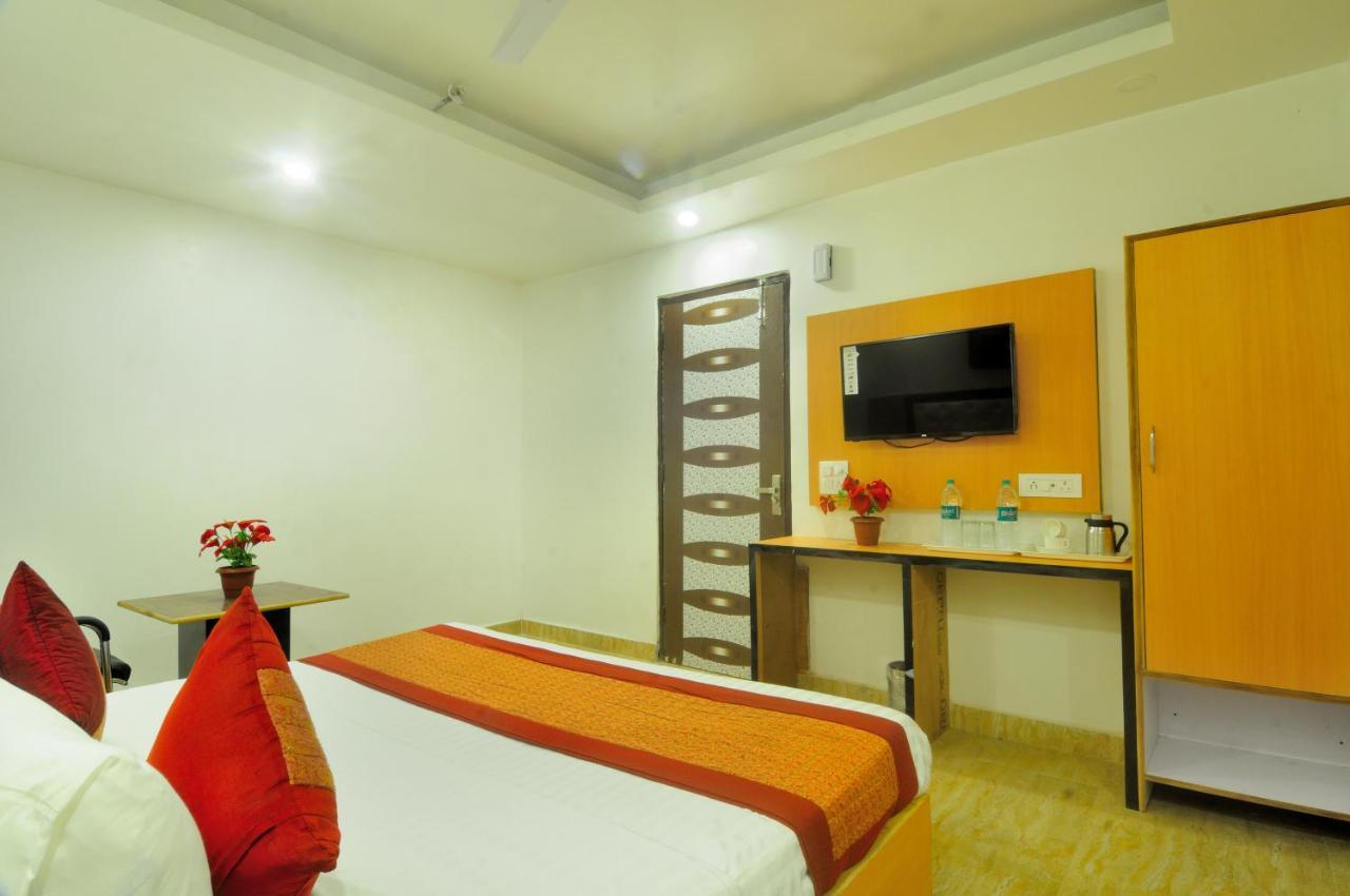 Hotel Noida Delight Extérieur photo