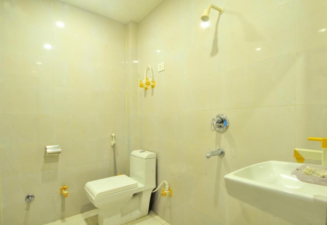 Hotel Noida Delight Extérieur photo